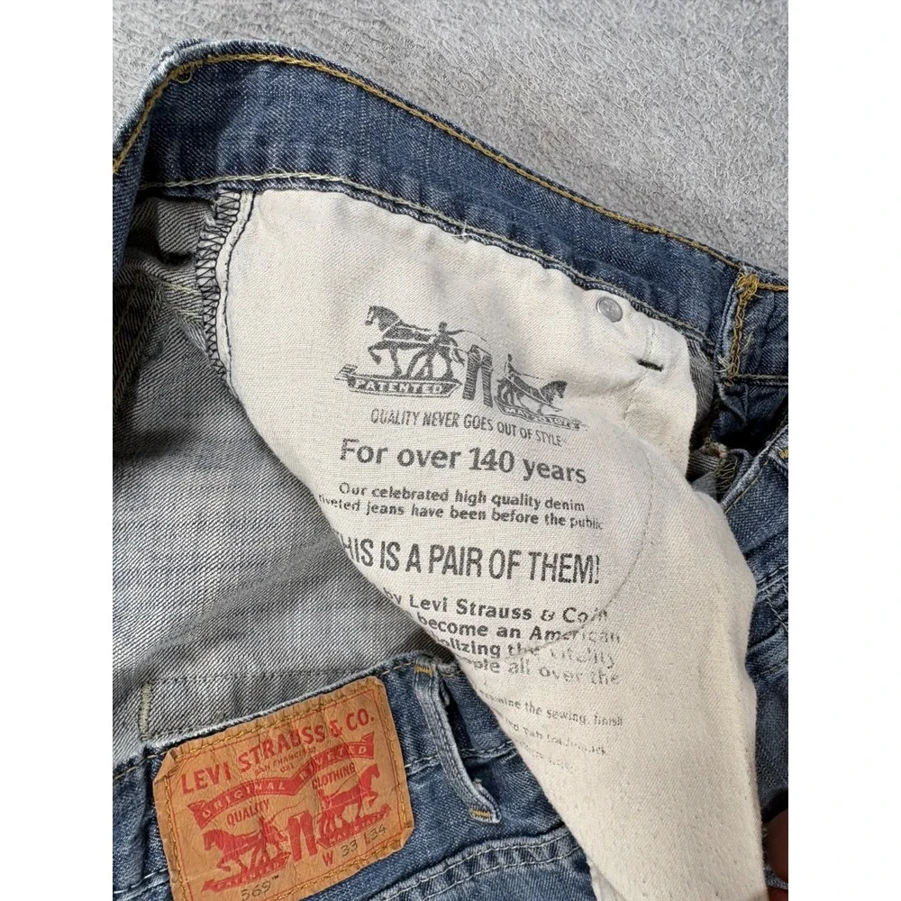 Levi's 569 Destroyed 5 Pocket Jeans (Men's 36x32) Blue‎